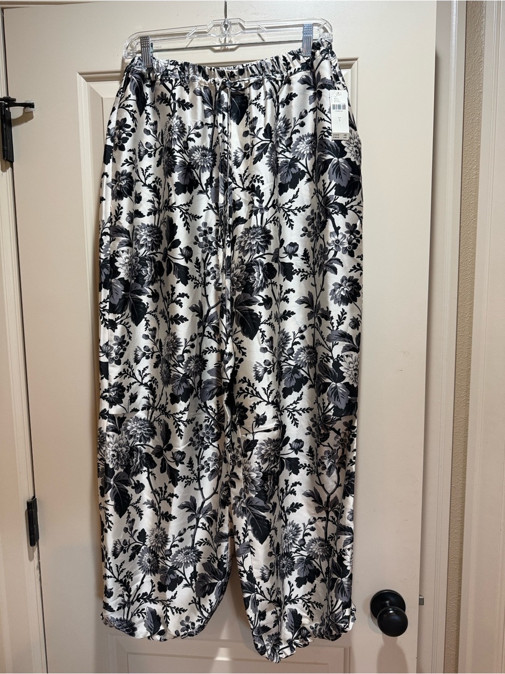 NWT Maeve Black and White Floral Satin Wide Leg Pants